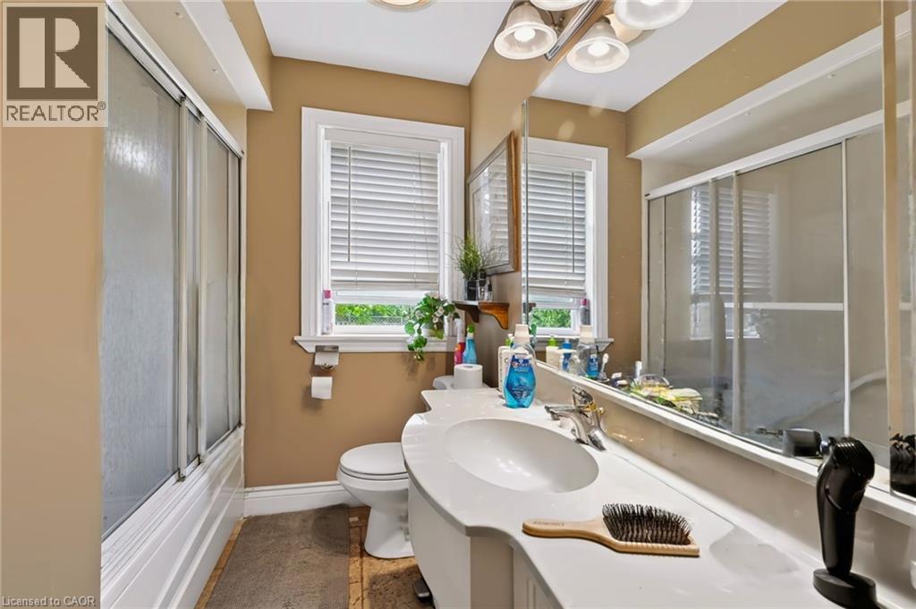 1046 Shepherds Drive Property Photo 24