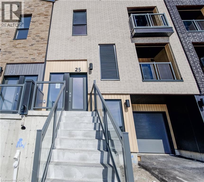 25 Urbane Boulevard Property Photo 2