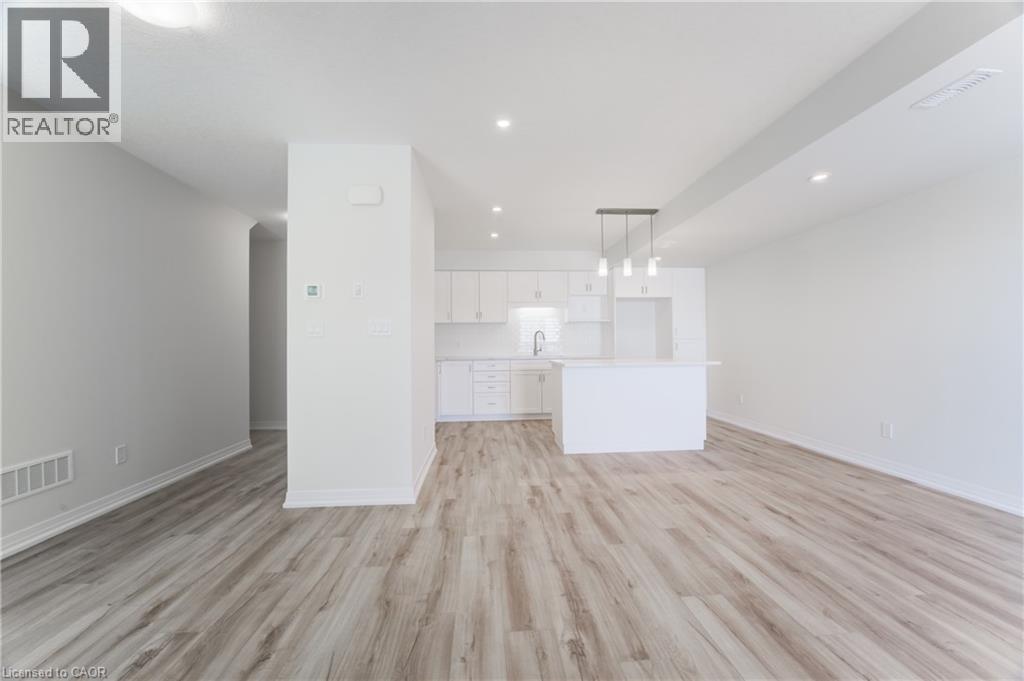 25 Urbane Boulevard Property Photo 8