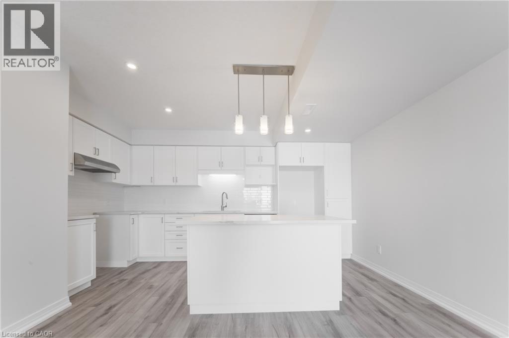 25 Urbane Boulevard Property Photo 9
