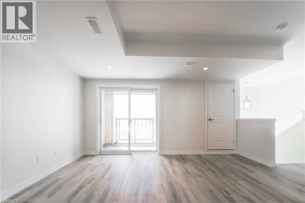 25 Urbane Boulevard Property Photo 16