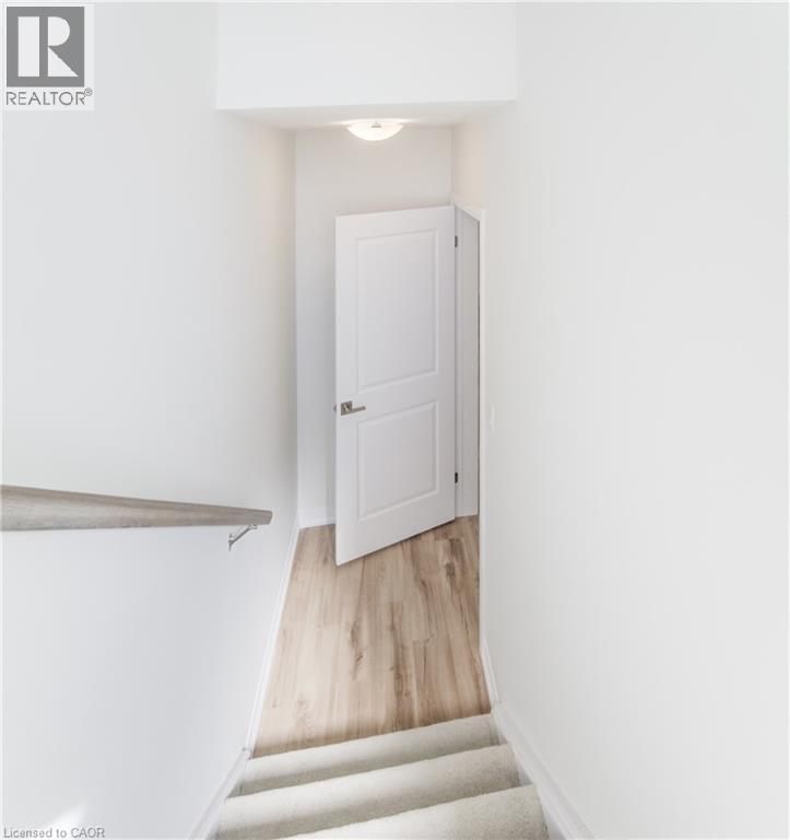 25 Urbane Boulevard Property Photo 20