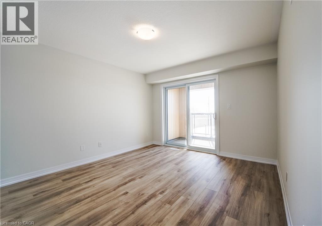 25 Urbane Boulevard Property Photo 23