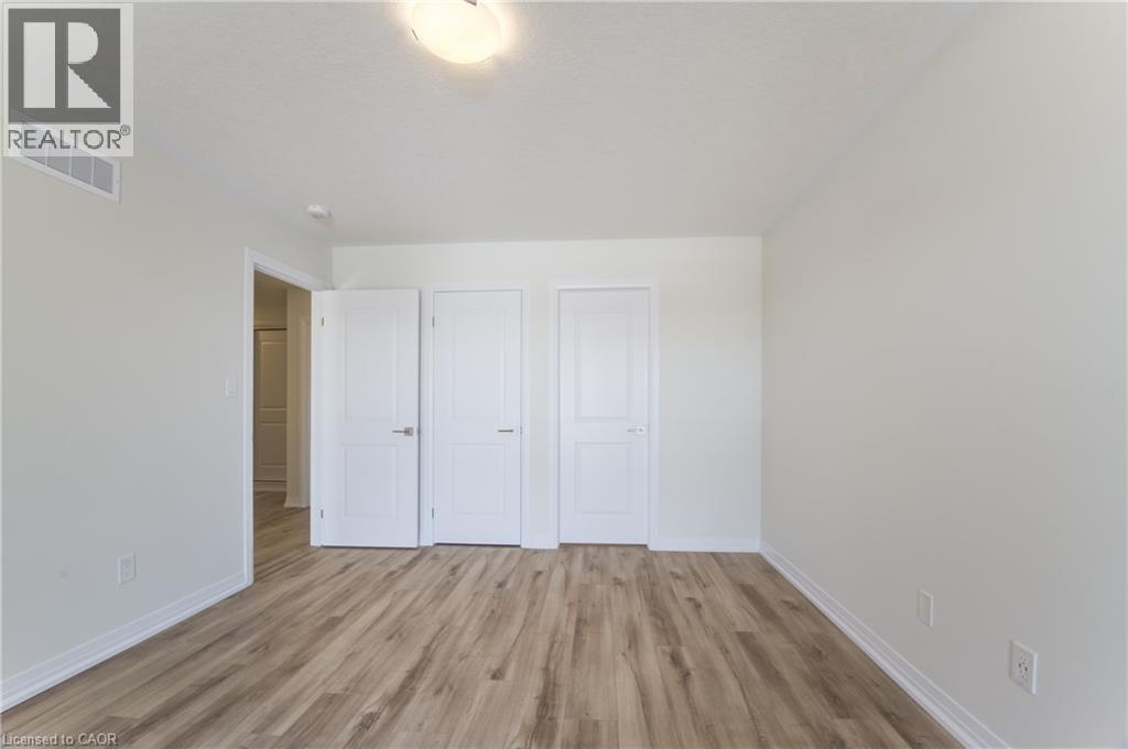 25 Urbane Boulevard Property Photo 24