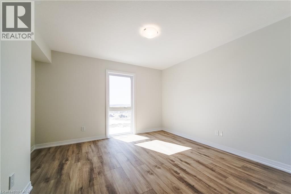 25 Urbane Boulevard Property Photo 27