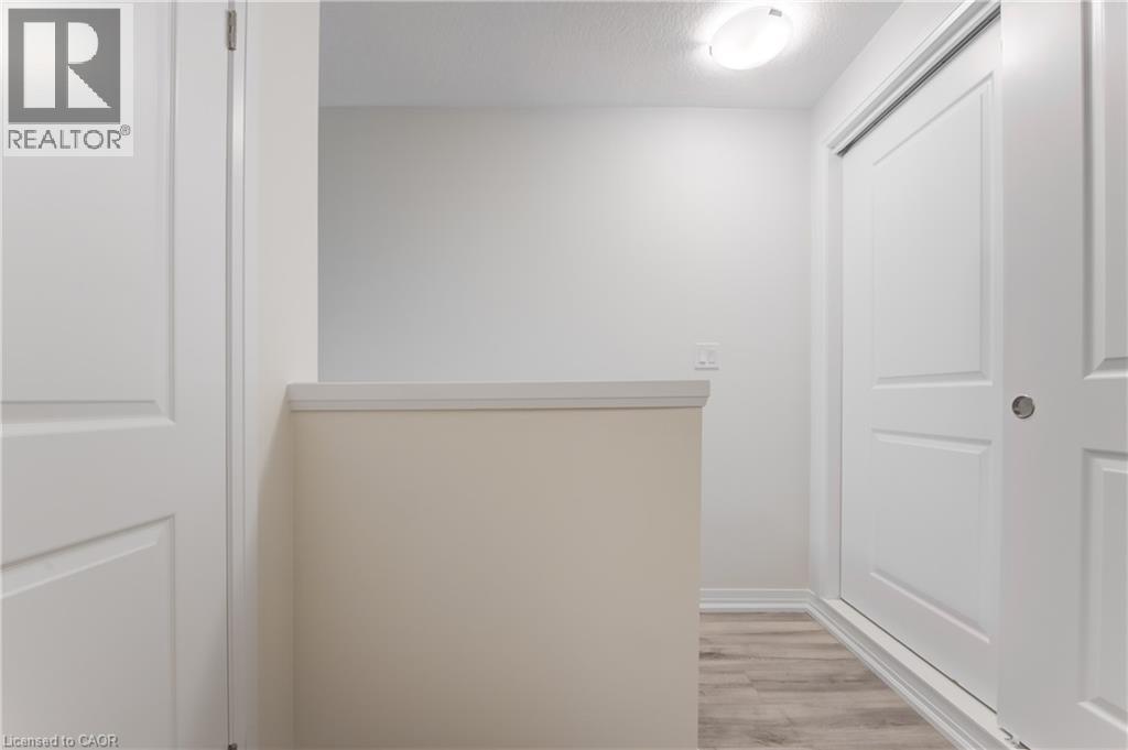 25 Urbane Boulevard Property Photo 31