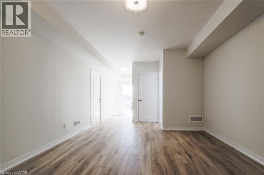 25 Urbane Boulevard Property Photo 33
