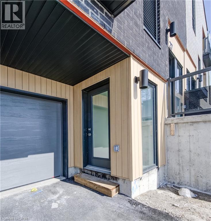 27 Urbane Boulevard Property Photo 3