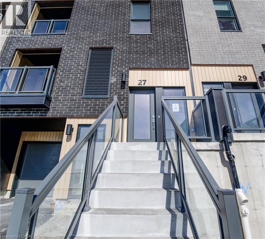 27 Urbane Boulevard Property Photo 4