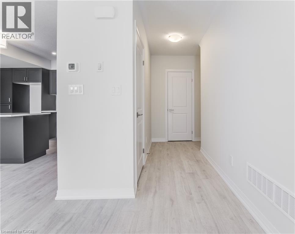 27 Urbane Boulevard Property Photo 6