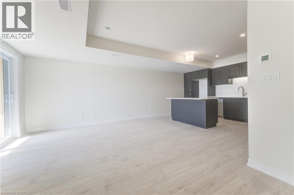 27 Urbane Boulevard Property Photo 12