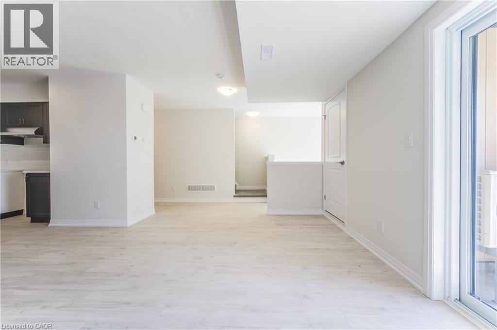 27 Urbane Boulevard Property Photo 16