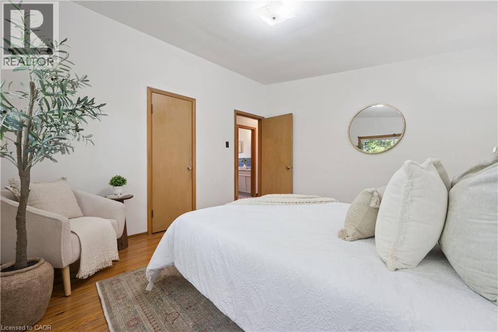 146 Kenneth Avenue Property Photo 18