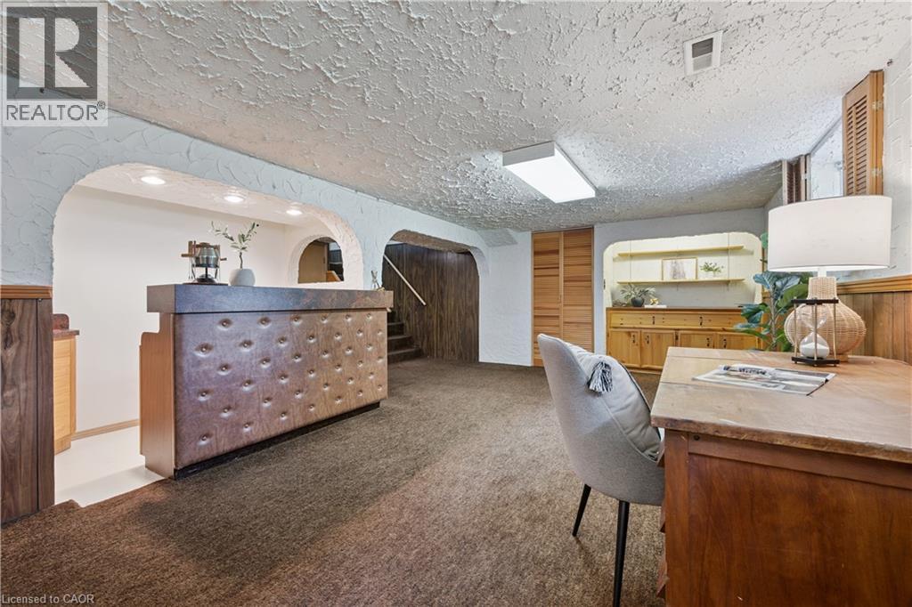 146 Kenneth Avenue Property Photo 22