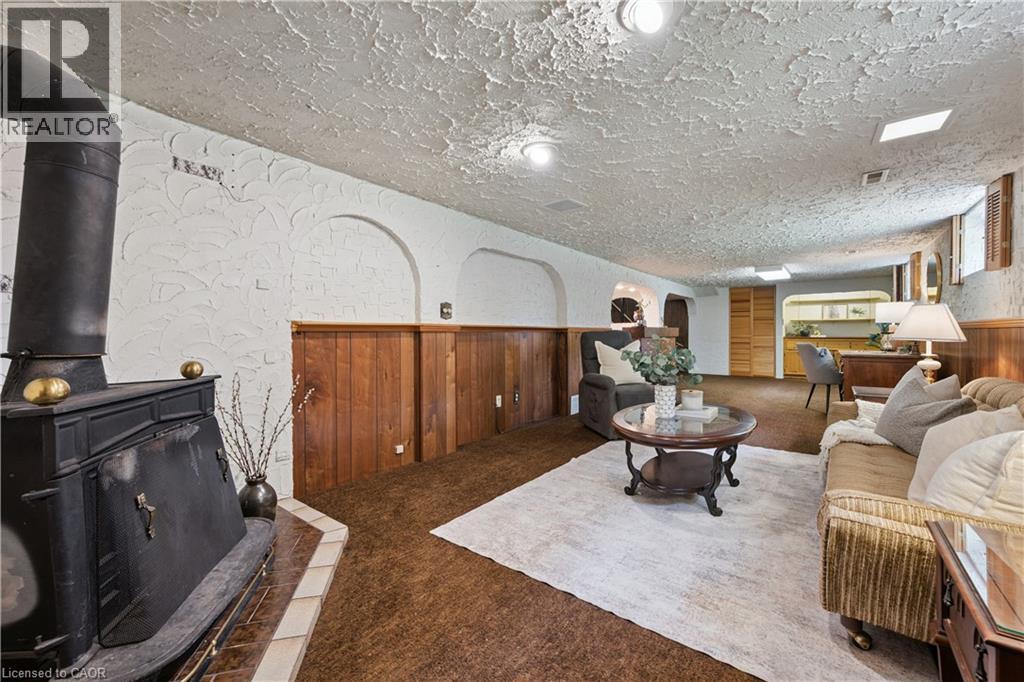 146 Kenneth Avenue Property Photo 24