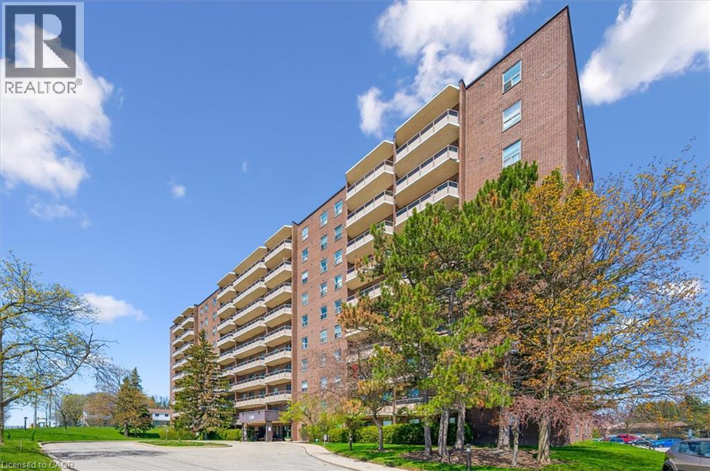 1100 Courtland Avenue E Unit# 302 Property Photo 2