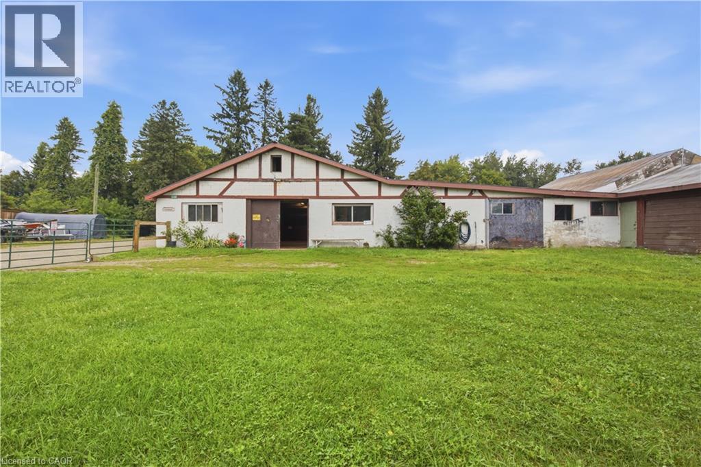 1238 Snyder's Road E Property Photo 6