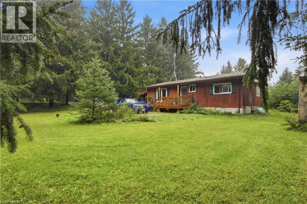 1238 Snyder's Road E Property Photo 7
