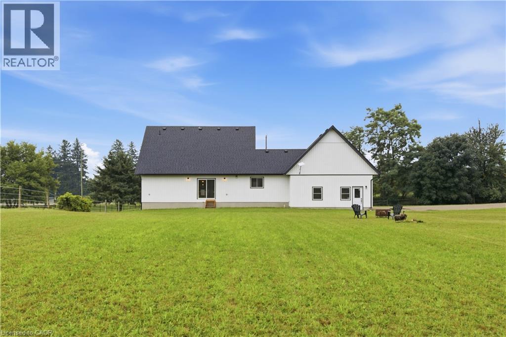 1238 Snyder's Road E Property Photo 40