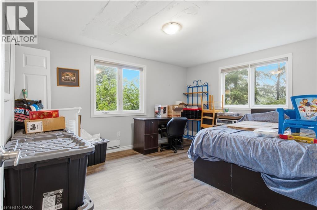 1238 Snyder's Road E Property Photo 47