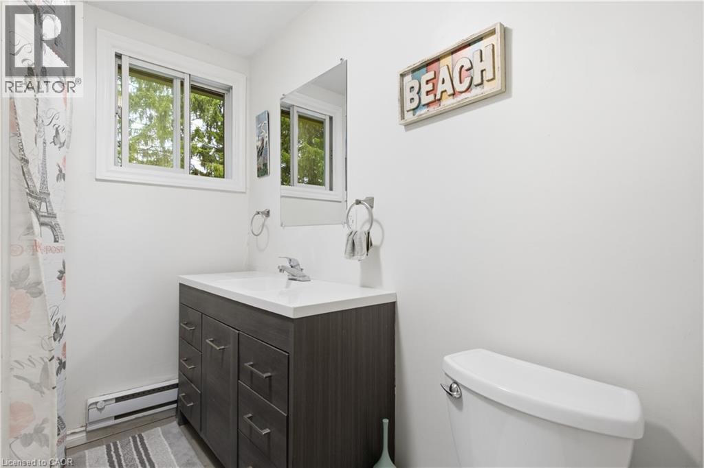1238 Snyder's Road E Property Photo 49