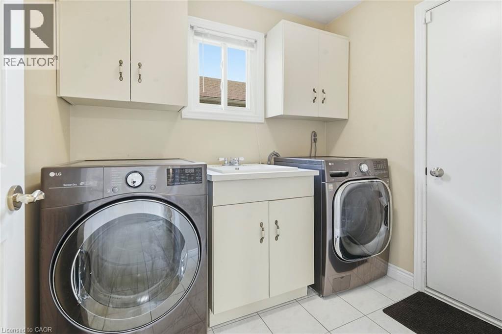 12 Sumner Crescent Property Photo 14