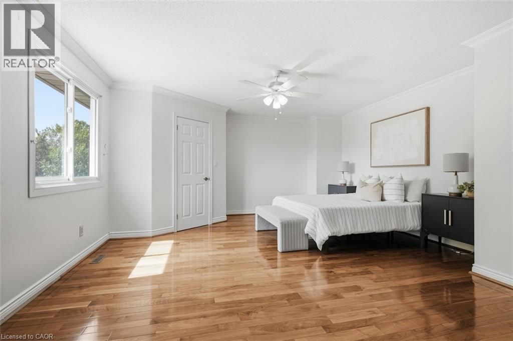 12 Sumner Crescent Property Photo 16