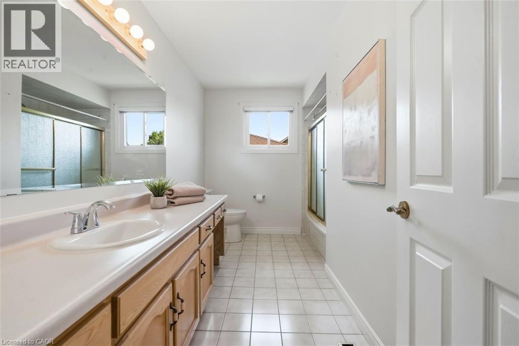12 Sumner Crescent Property Photo 23