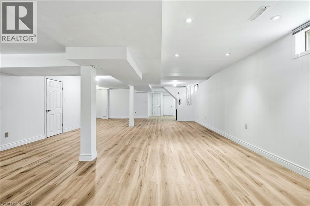 12 Sumner Crescent Property Photo 25