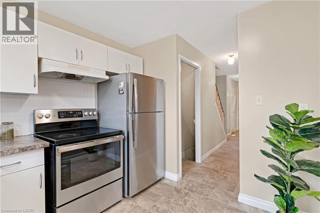 25 Upper Canada Drive Unit# 23 Property Photo 14