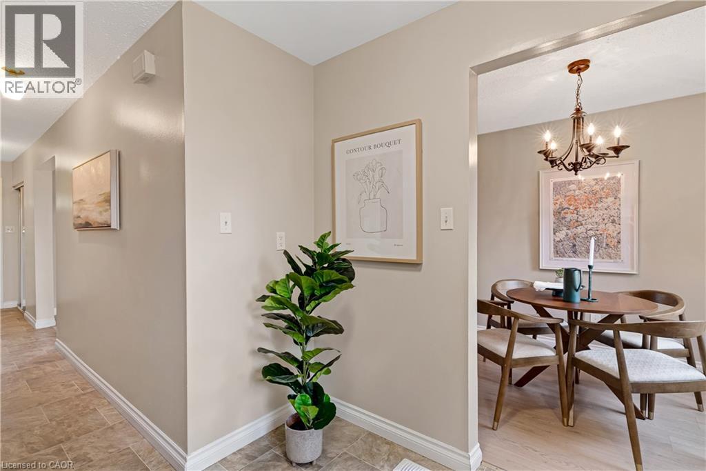 25 Upper Canada Drive Unit# 23 Property Photo 15