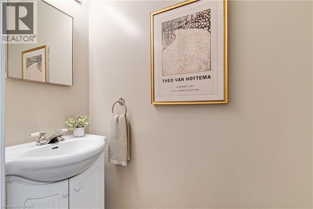 25 Upper Canada Drive Unit# 23 Property Photo 17