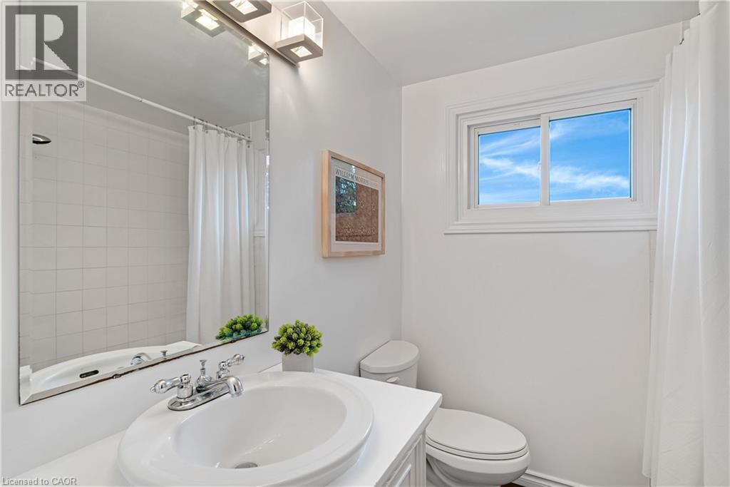 25 Upper Canada Drive Unit# 23 Property Photo 21