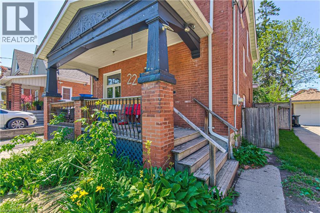 22 Herlan Avenue Property Photo 4