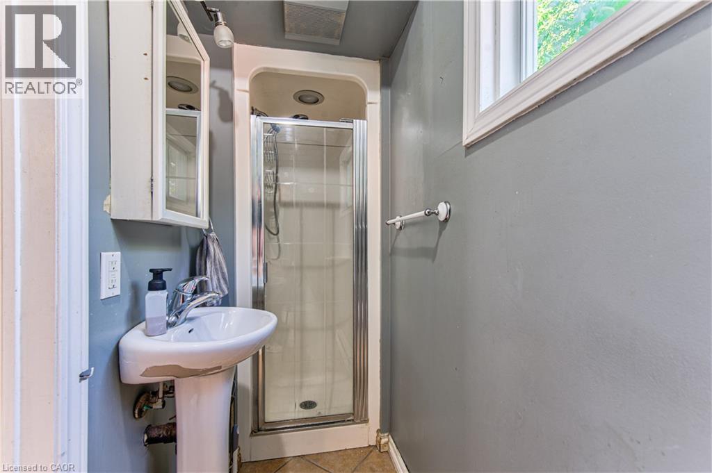 22 Herlan Avenue Property Photo 22