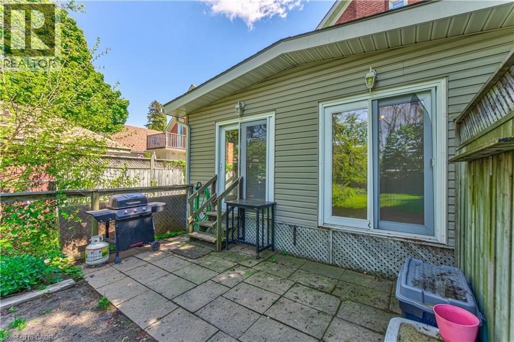 22 Herlan Avenue Property Photo 30