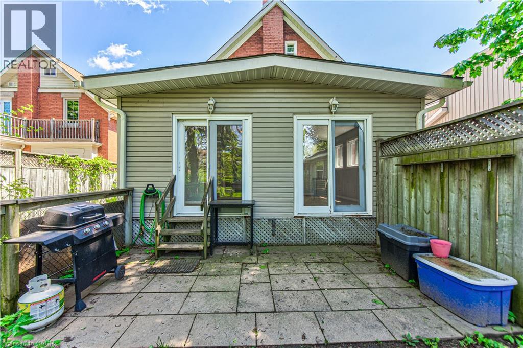 22 Herlan Avenue Property Photo 31
