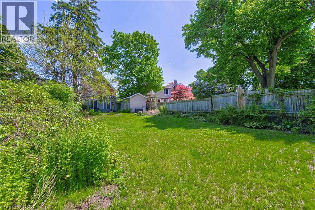 22 Herlan Avenue Property Photo 36