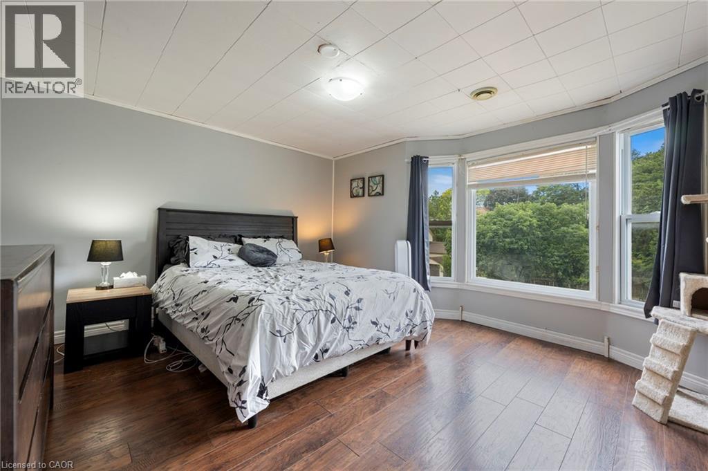 17 Bertha Street Property Photo 15