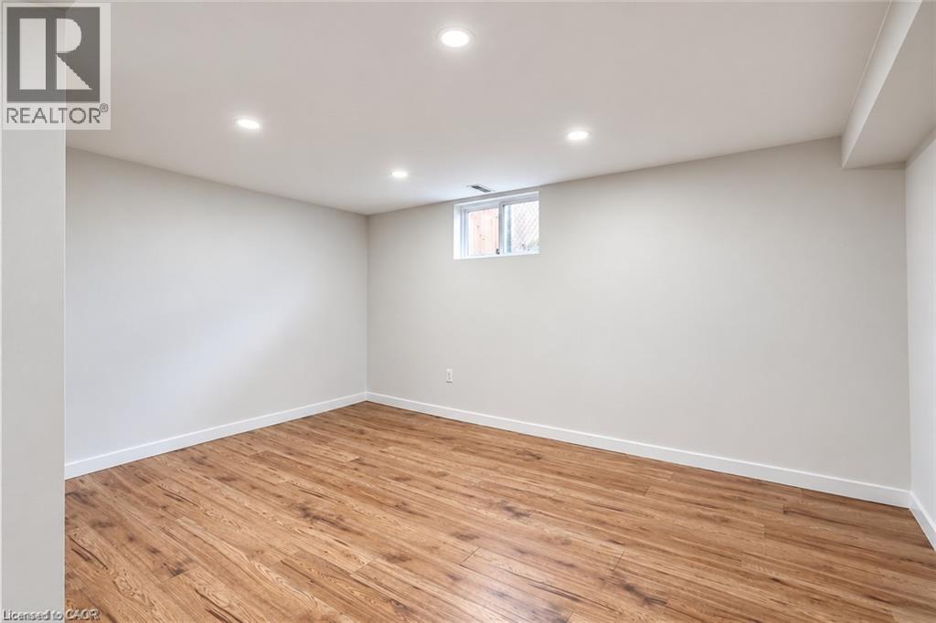 204 Glow Avenue Unit# Lower Property Photo 14
