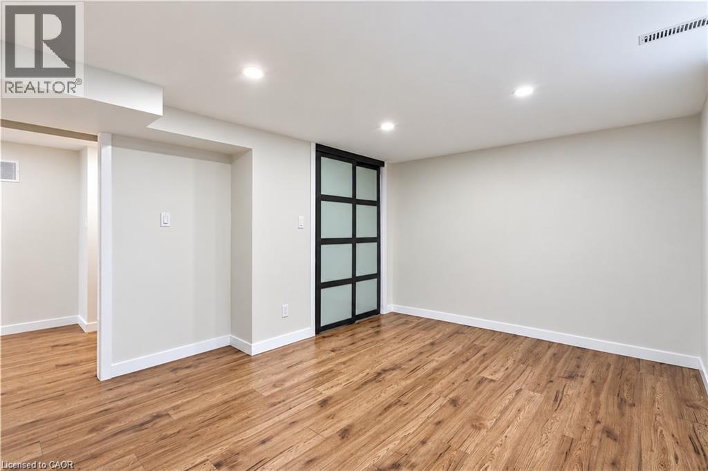 204 Glow Avenue Unit# Lower Property Photo 15