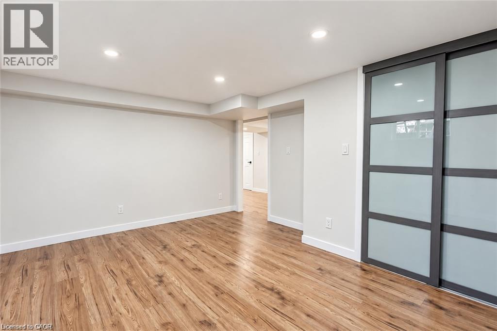 204 Glow Avenue Unit# Lower Property Photo 16