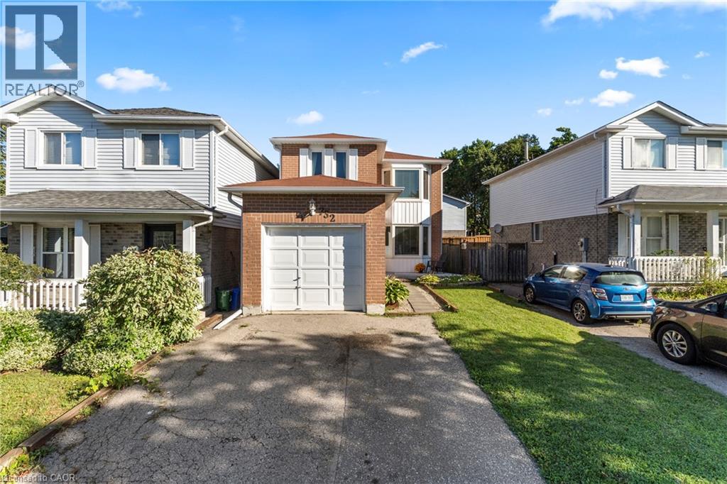 732 Bennett Crescent Photo de la propriété 1