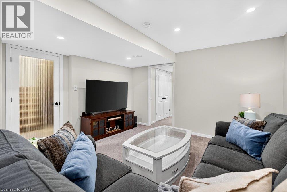 59 Forestview Court Property Photo 22