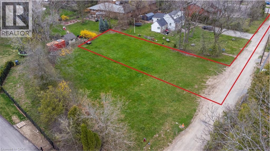 1066 Sixth Line Property Photo 2