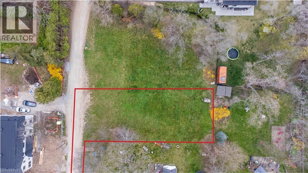 1066 Sixth Line Property Photo 3