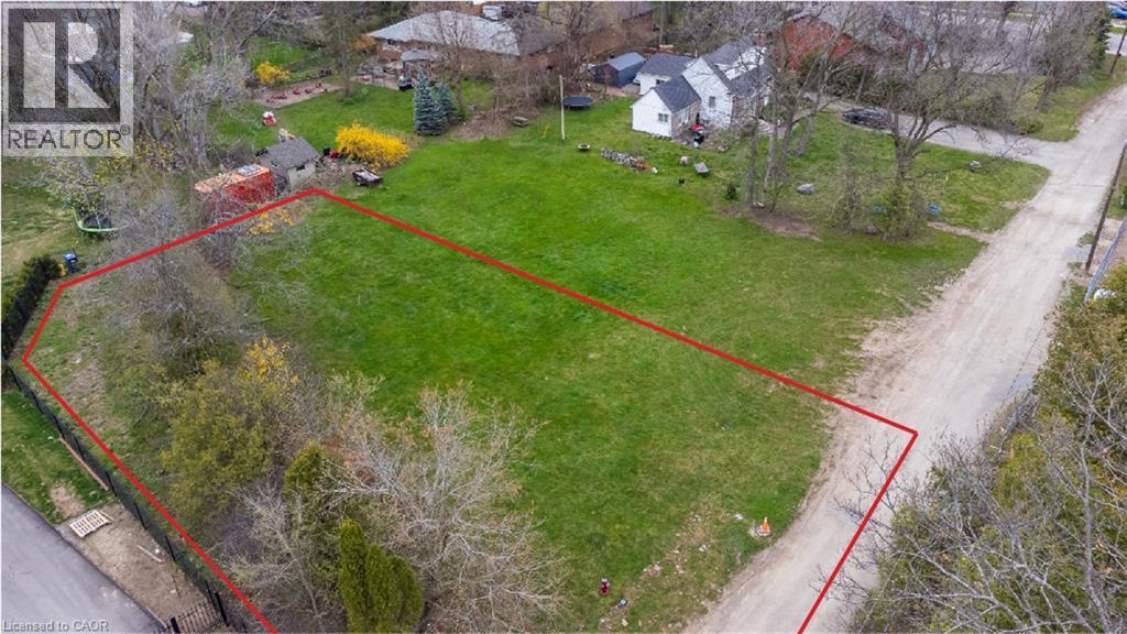 1068 Sixth Line Property Photo 4