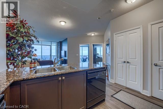 90 Absolute Avenue Unit# 2202 Property Photo 6