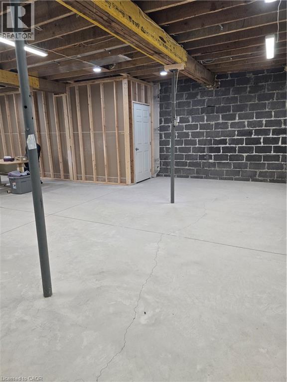 1019 Bay Street Property Photo 6