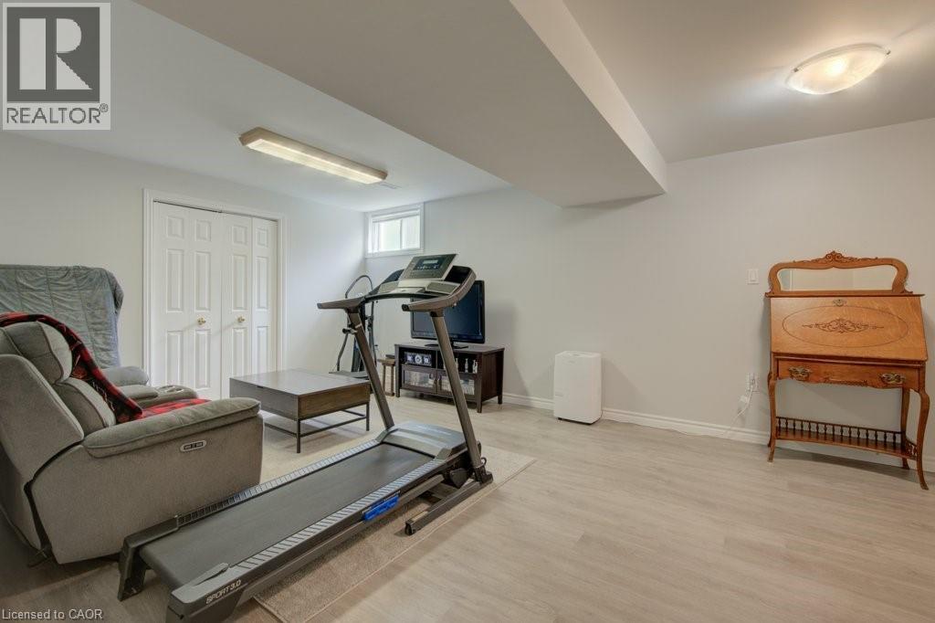 58d Harris Avenue Property Photo 37
